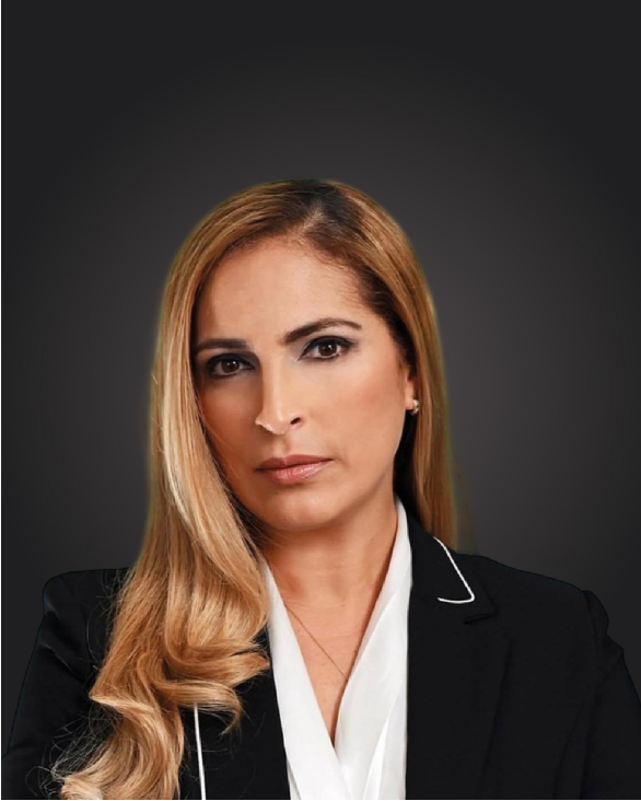 web nuestros abogados foto lupe